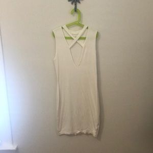 Simple and classy off white dress.